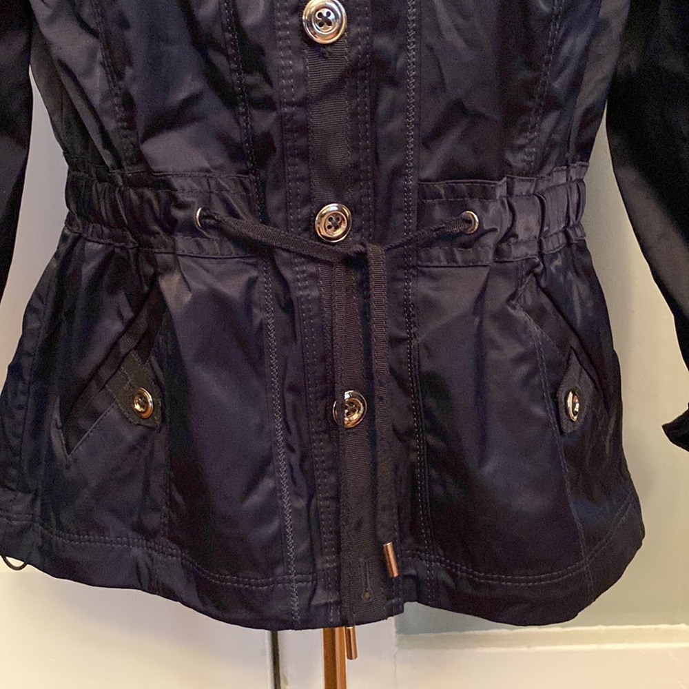 NWOT WHBM Navy Blue Button Up Button Cuff Button Hood Lightweight Rain Jacket - Picture 2 of 15